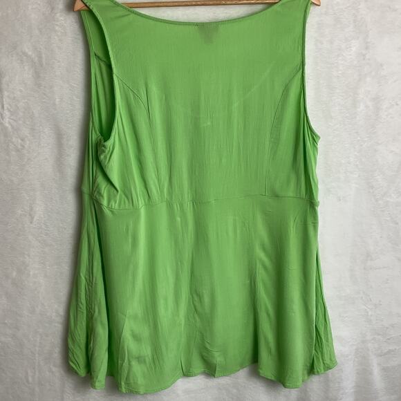 Torrid Green Henley Tank Top Womens 2XL Hook Closure - Picture 3 of 8